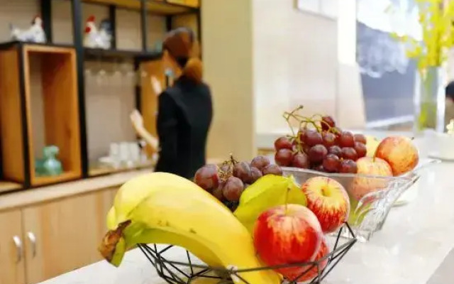 Changfeng Future Apartment Hotel