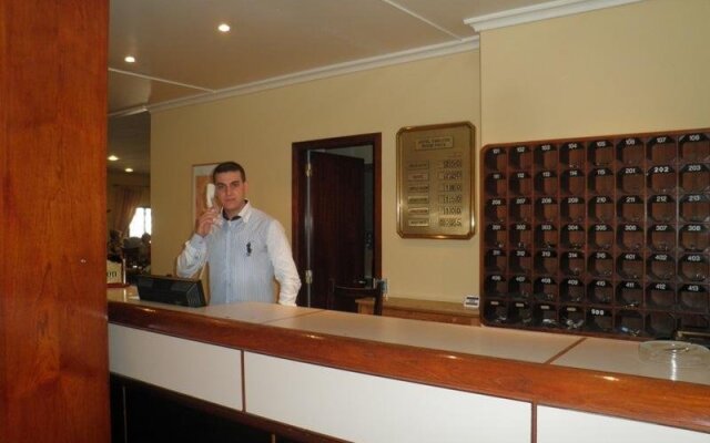 Carlton Bhamdoun Hotel