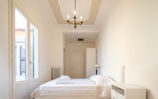 Albizi Luxury Apartment