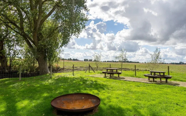 Spacious Holiday Home With Pond in Poperinge