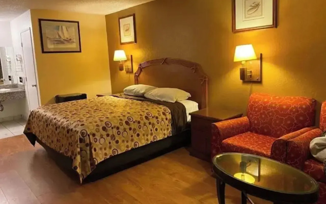 Casa Blanca Hotel & Suites Azusa