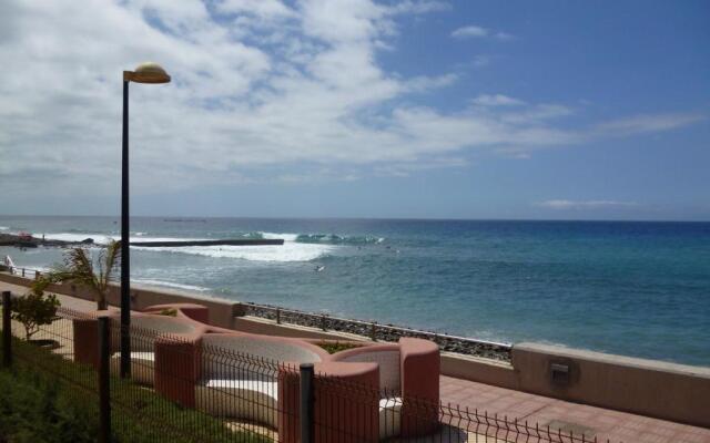 Comfortable apartment with amazing sea views