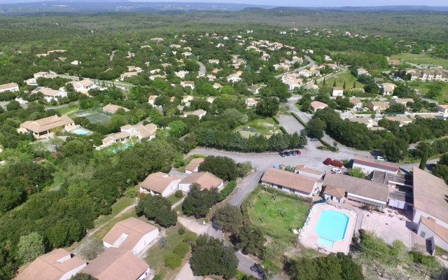 VVF Méjannes Gard, Méjannes le Clap