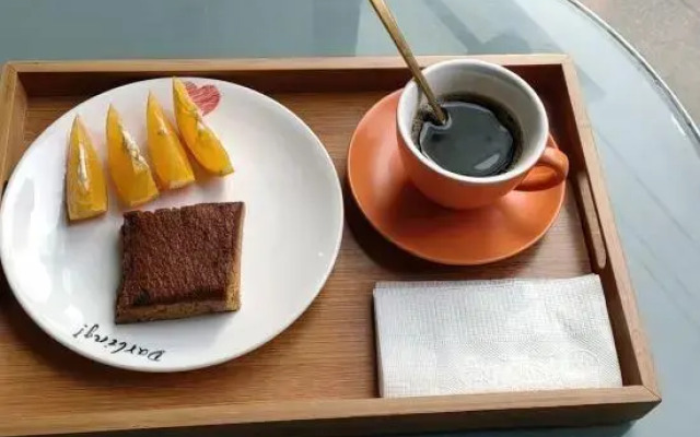 Ibis Zhenjiang Dashikou Hotel
