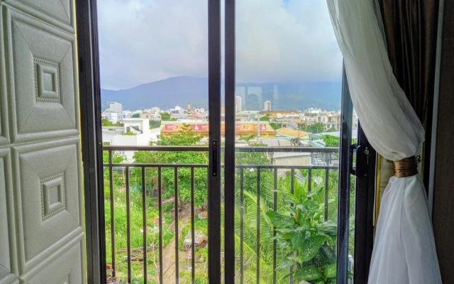 Seashine Apartment