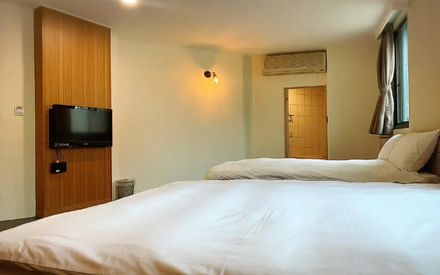 Raise Hotel Taichung