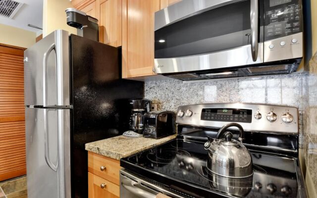 Sundial C006-005a 3BR