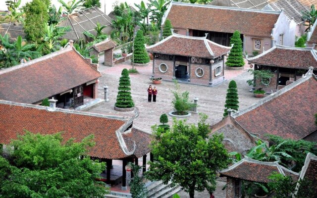 Vietnamese Ancient Village Hotel