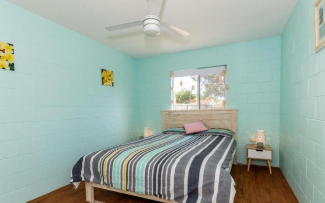 Charm and Comfort in this Ground floor unit with water views! Welsby Pde, Bongaree – Guest Rooms – Bongaree