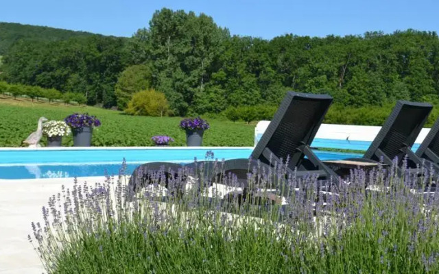 La Granja B&B