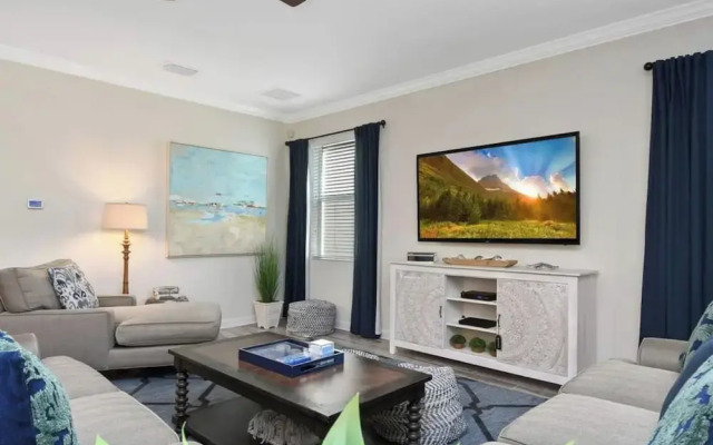 Sun Gathering House