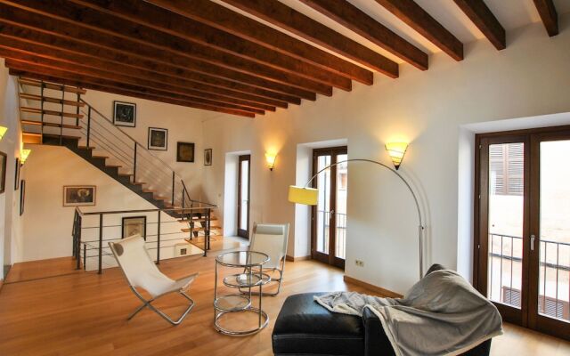 Sprawling Villa with Pool at Sa Pobla Balearic Islands