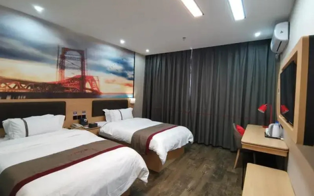 Thank Inn Guangxi Chongzuo Fusui Second Middle School