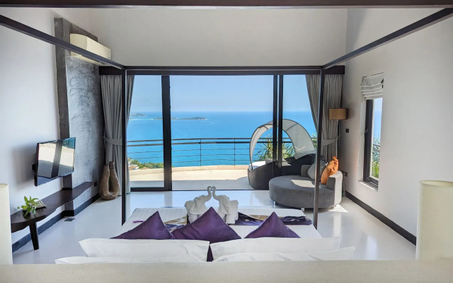 Villa Moonshadow