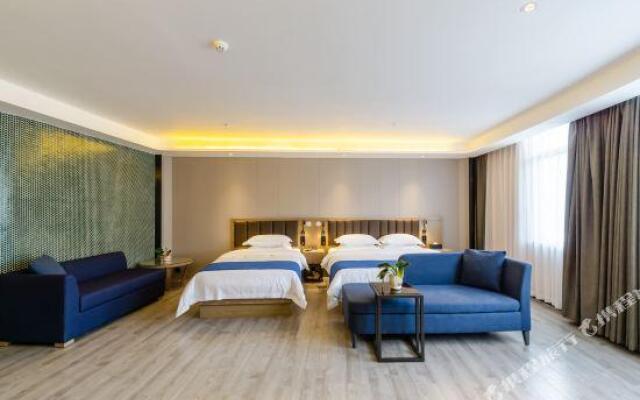 Lexuan Holiday Hotel