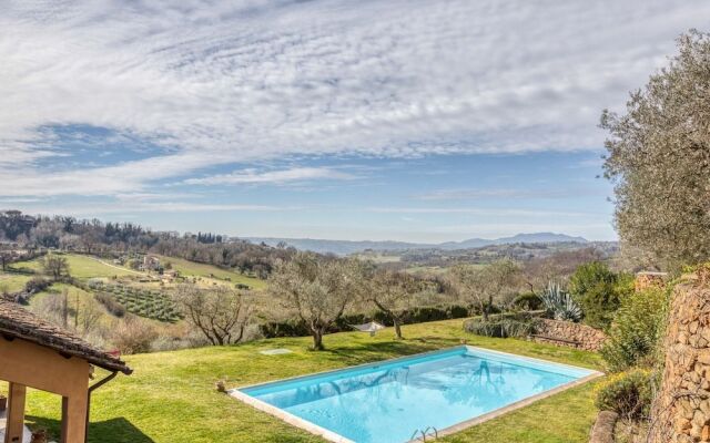 Graceful Holiday Home in Poggio Catino With Swimming Pool