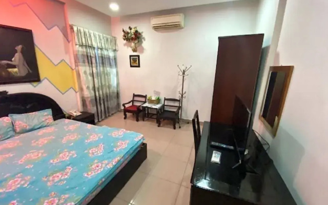 Oyo 992 Song Ba Hotel