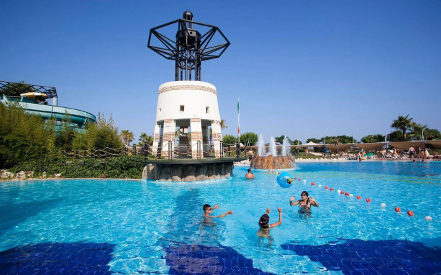 Limak Limra Hotel & Resort