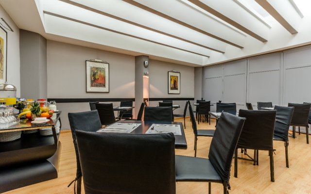 Virgen de los Reyes Hotel