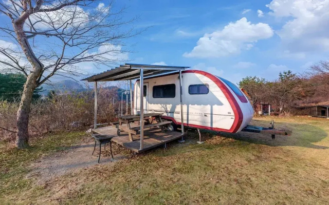 Gapeyong Unak Holiday Caravan