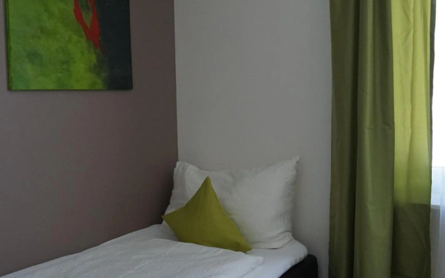 Hotel am Schloss – Guest Rooms – Thun
