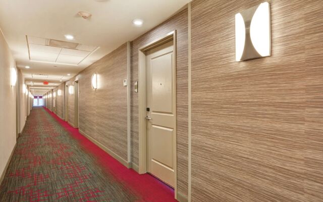 Home2 Suites Charleston West Ashley