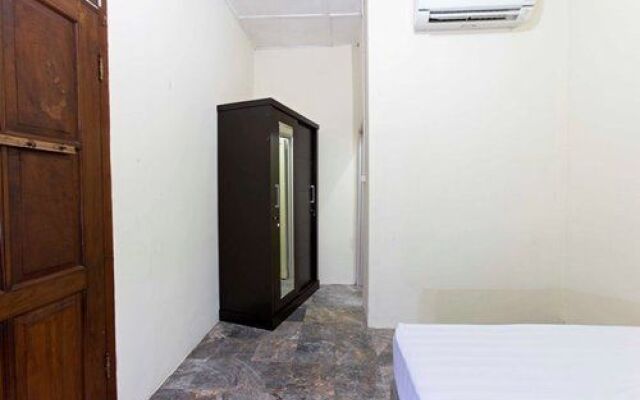 RedDoorz @ Cempaka Putih Barat