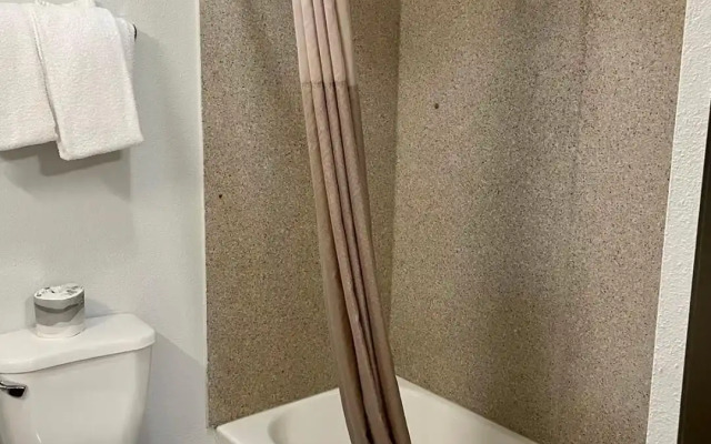 Studio 6 Port Arthur, TX - SE