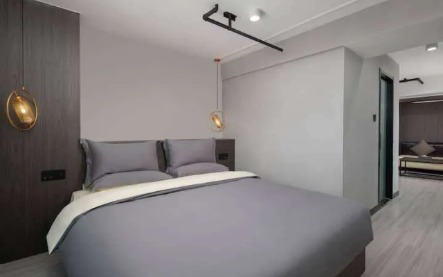 Ramada Encore By Wyndham Guiyang Shuanglong