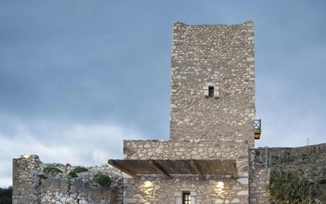 Tainaron Blue Retreat