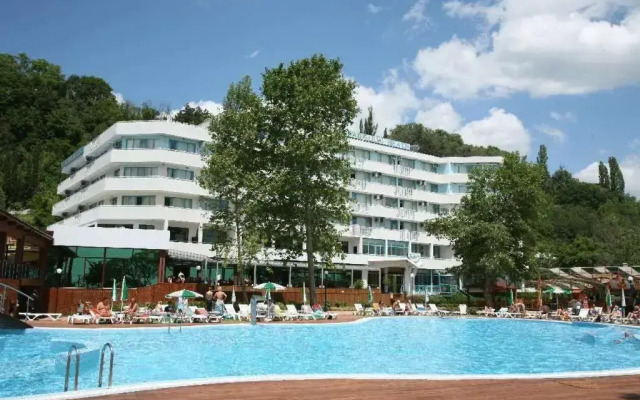 Arabella Beach Hotel