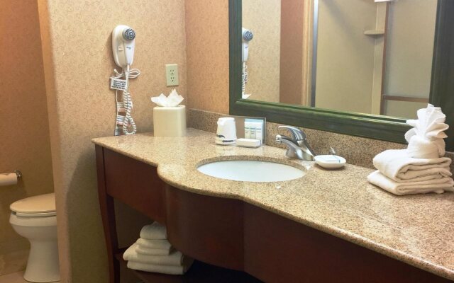 Hampton Inn Hays-North of I-70