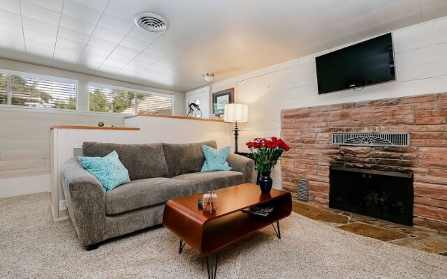 Boise Hillside Suites