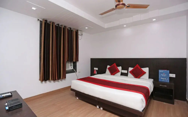 OYO 9812 Kanchan Residency