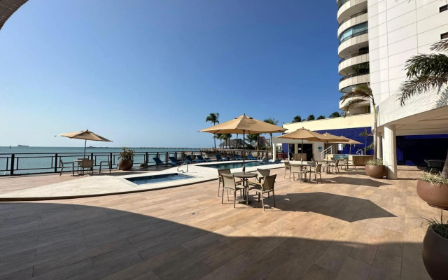 Iate Plaza Hotel