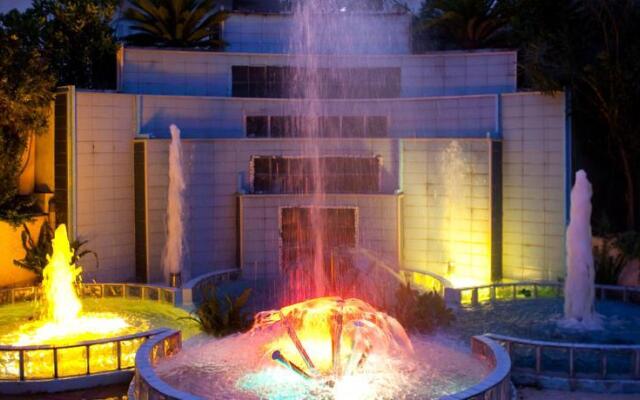 Rainbow Hotel