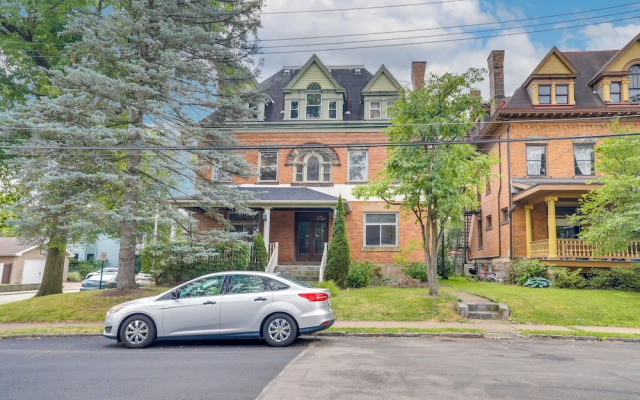 Spacious Pittsburgh Rental: Walk to Frick Park!