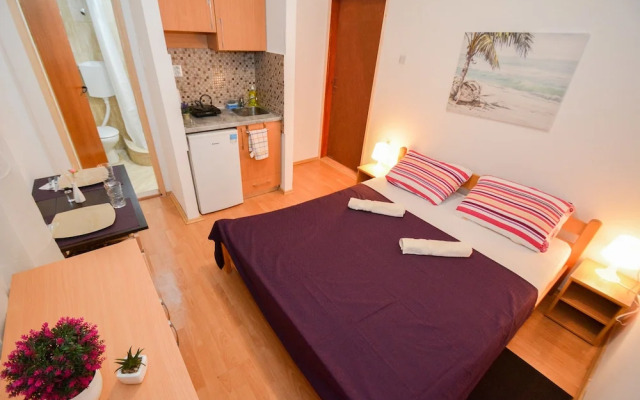 Apartments Risan Center
