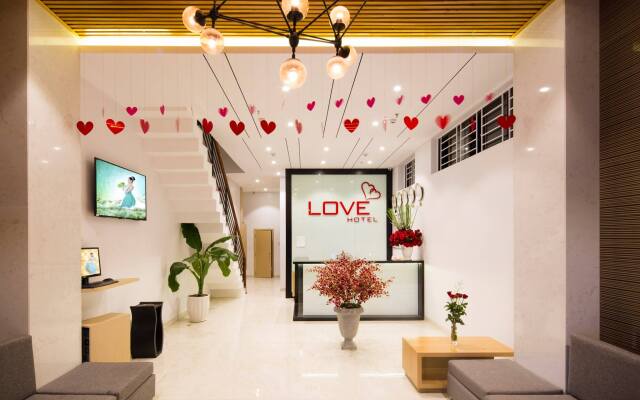 Love Hotel