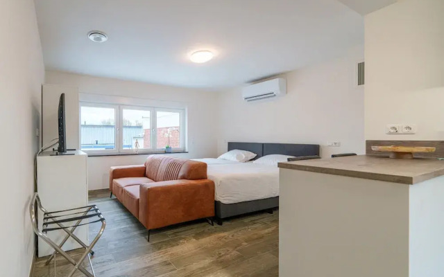 Cosy Apartment Near Center