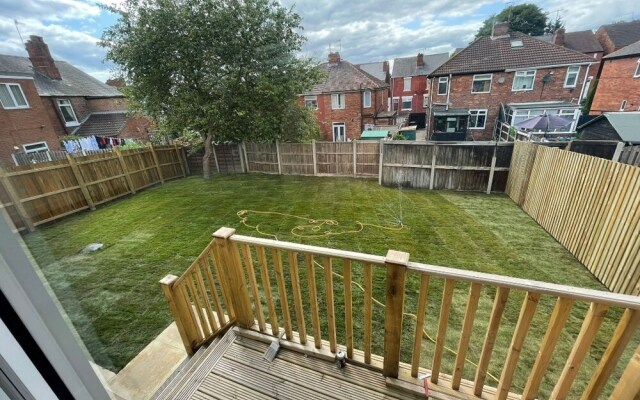 2 Bed Bungalow - Large Enclosed Garden - New Build