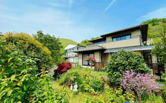 Vacation Rental Hanatsusuri Izukogen – Outside – Ito