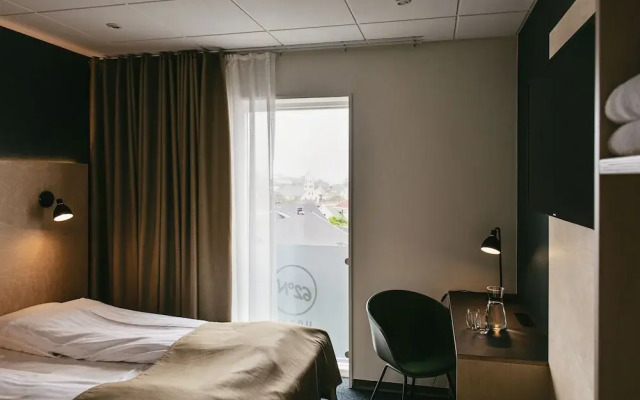 62N Hotel
