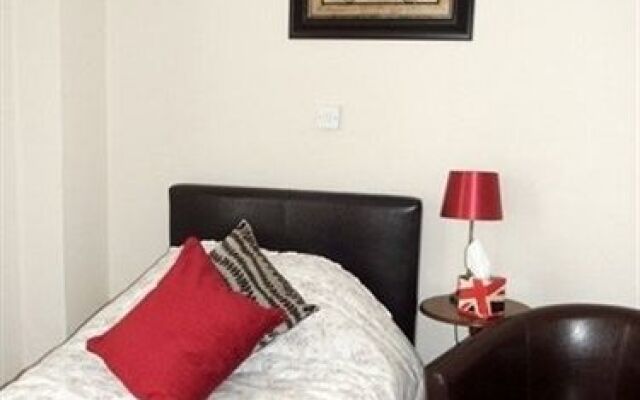 Townhouse Hotel