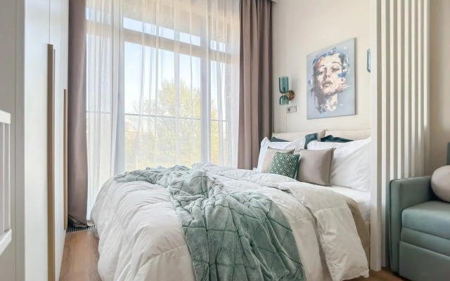 Фулл Хаус на улице Академика Челомея 1А