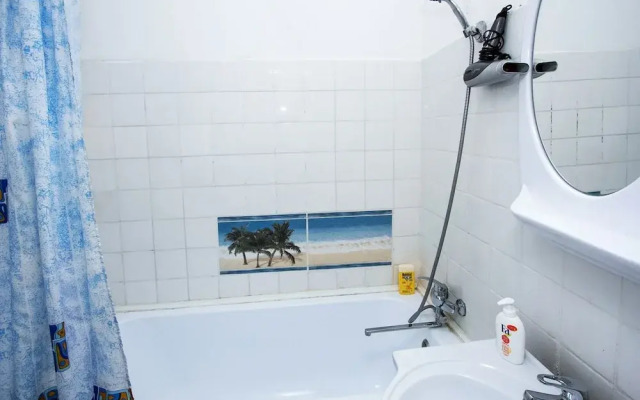 Apartlux on Novy Arbat Street Apartments