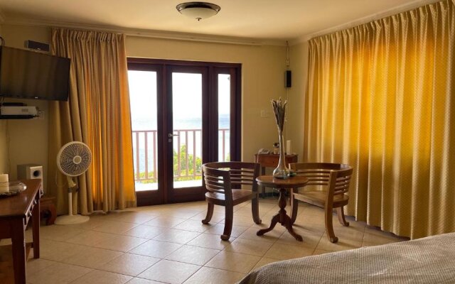 Lagun Ocean View Villa with Own Private Beach