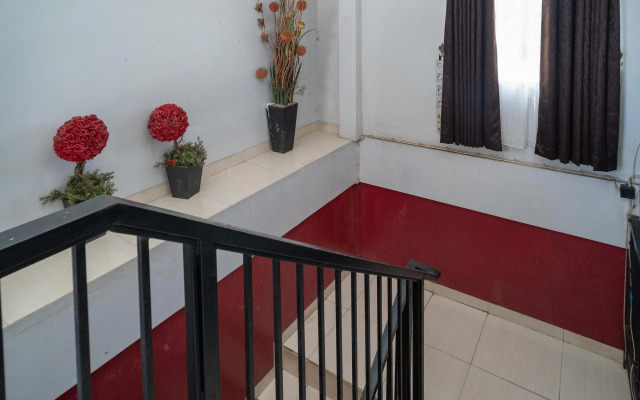 RedDoorz Syariah Near Tugu Dodol Kandangan