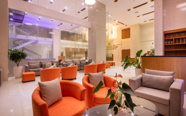 King Town Grand Hotel & Wedding Center