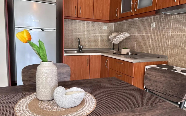 Apartment on main pedestrian street with view